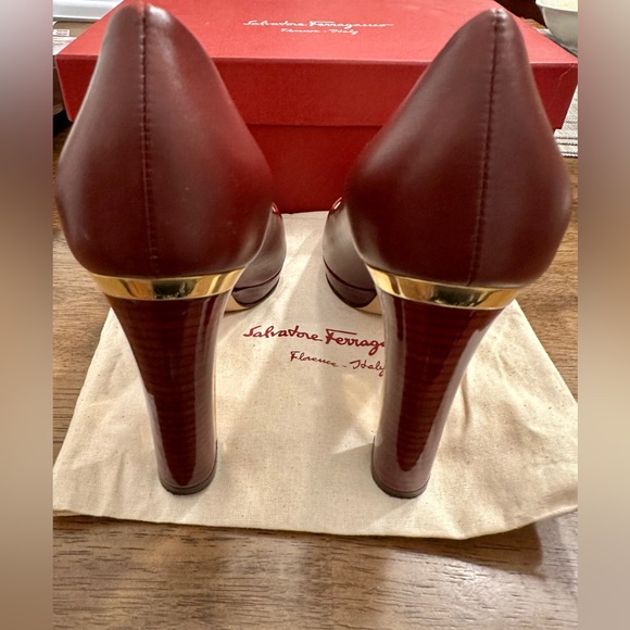 Salvatore Ferragamo Tamina 100 Acm. Bordeaux Calf (burgundy) heels shoes pumps - Picture 5 of 7